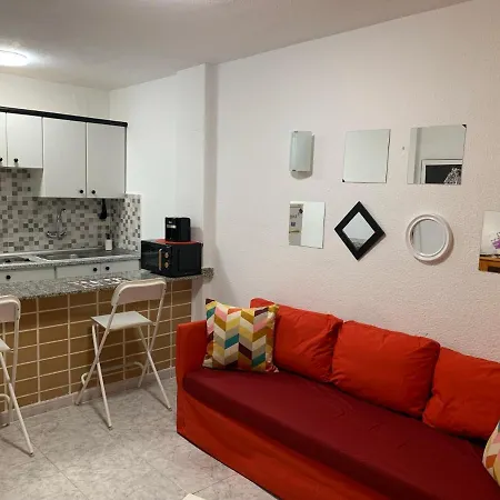 Teneguia-yumbo I * Playa del Inglés