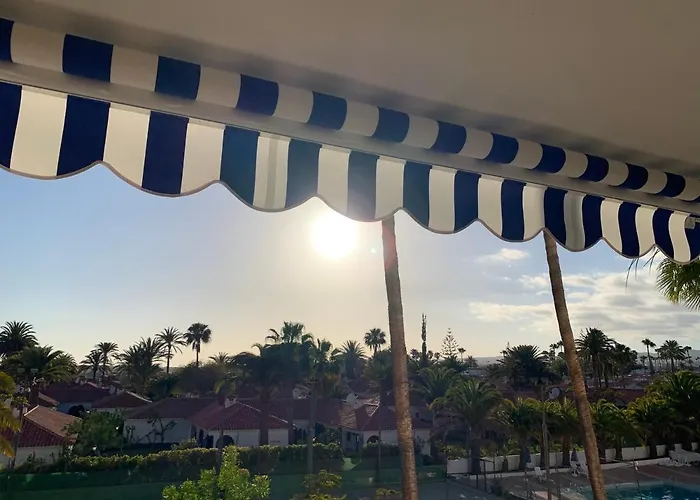 Teneguia-yumbo I * Playa del Inglés