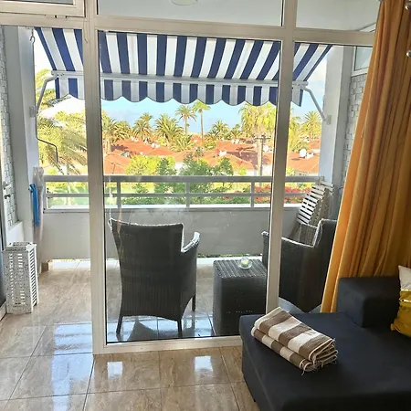 Teneguia-yumbo I Playa del Inglés