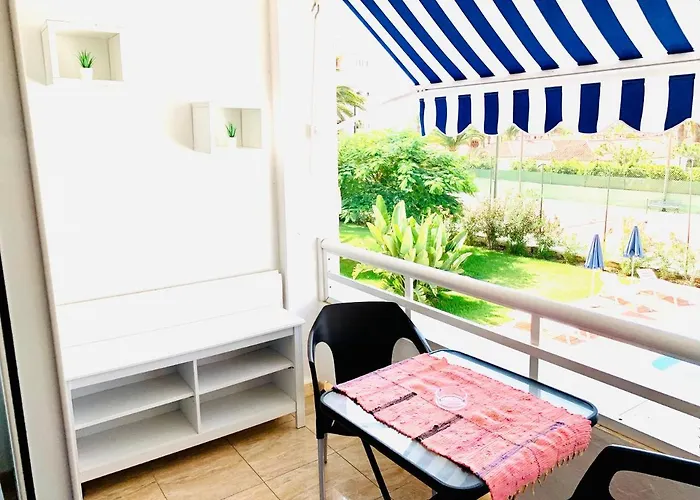 Teneguia-yumbo I Playa del Inglés