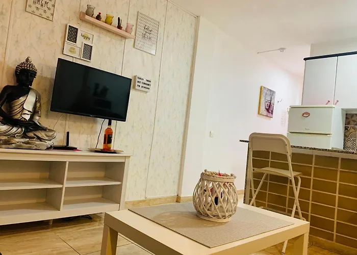 Teneguia-yumbo I * بلايا ديل إنغلز