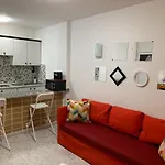Teneguia-yumbo I * Playa del Inglés